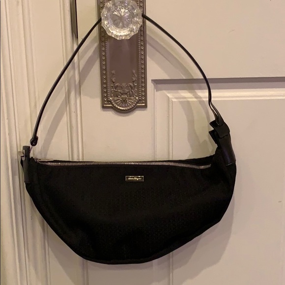 Salvatore Ferragamo Handbags - Timeless Salvatore Ferragamo small hobo tote